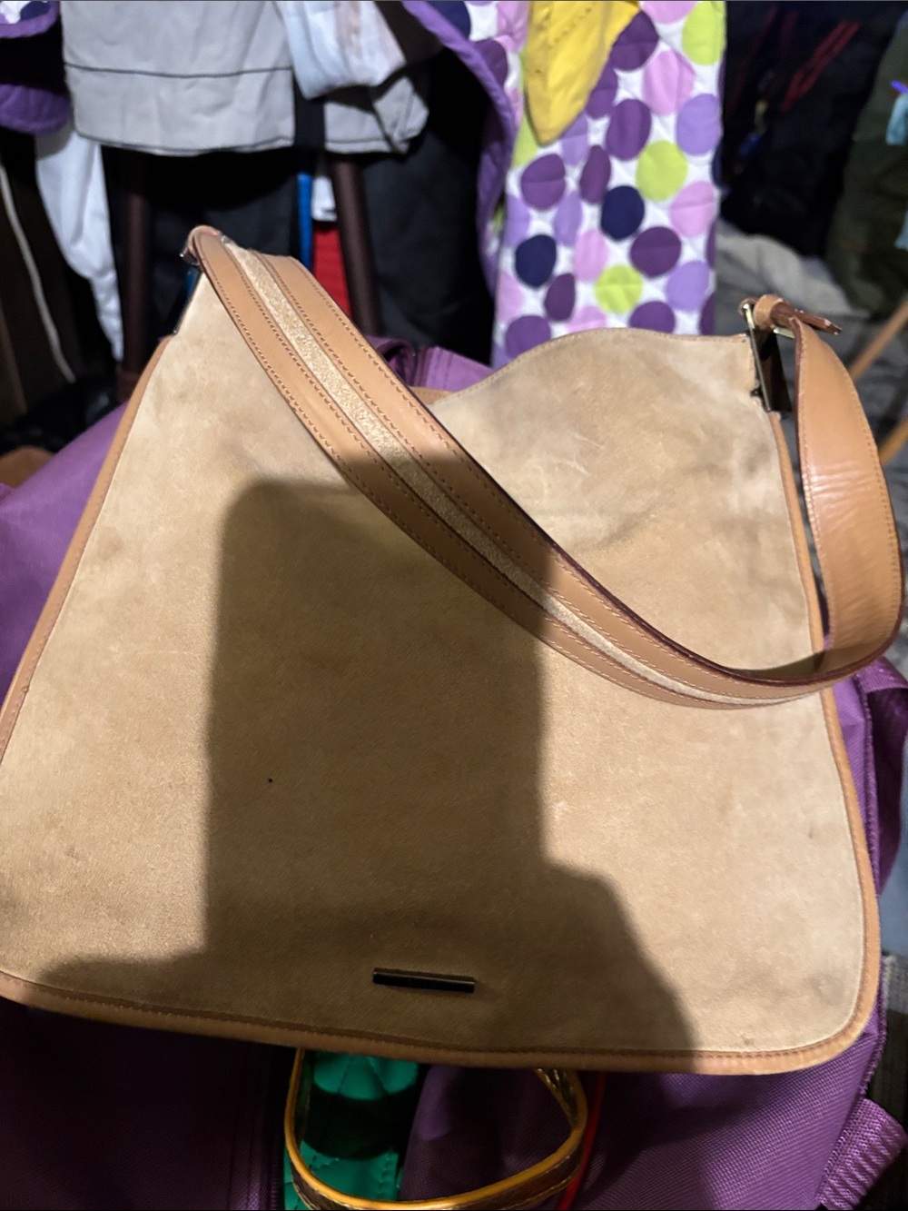 Gucci Tan Suede Shoulder Bag with Leather Trim - Vintage authentic - Picture 14 of 16